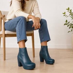 Kork-Ease Marlo Teal Leather Boots Size 6.5 Retro Dopamine